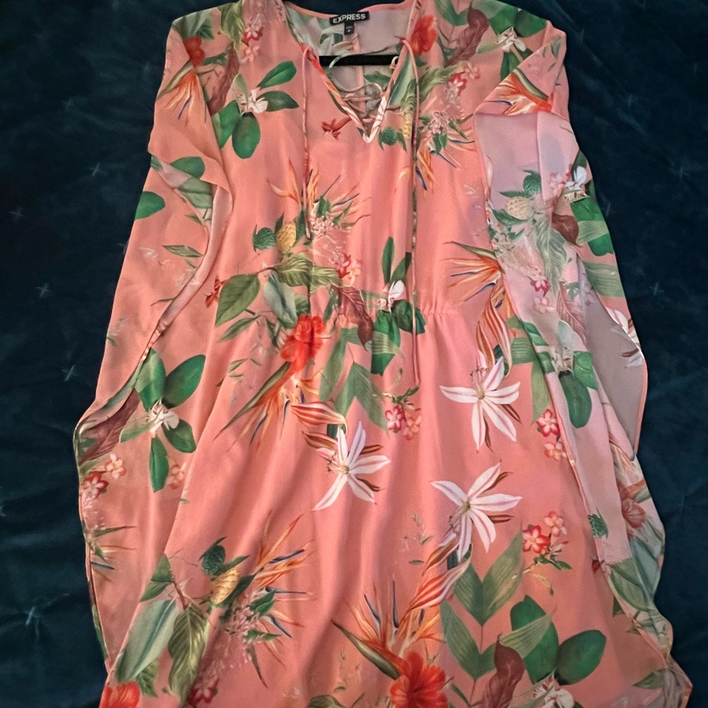 Express Resort Collection 🌴 - Picture 3 of 3